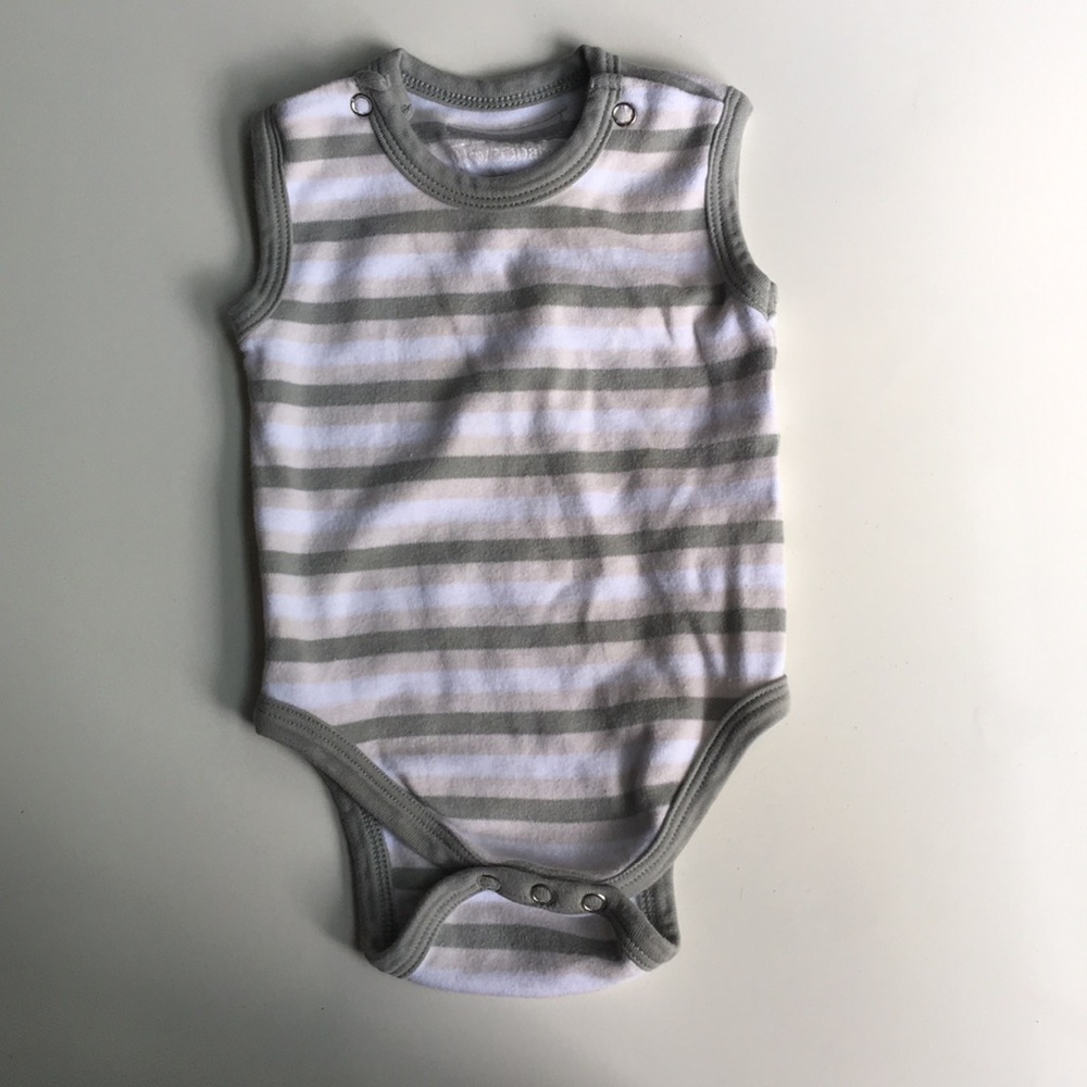 L’oved baby tank sleeveless bodysuit 3-6 mo